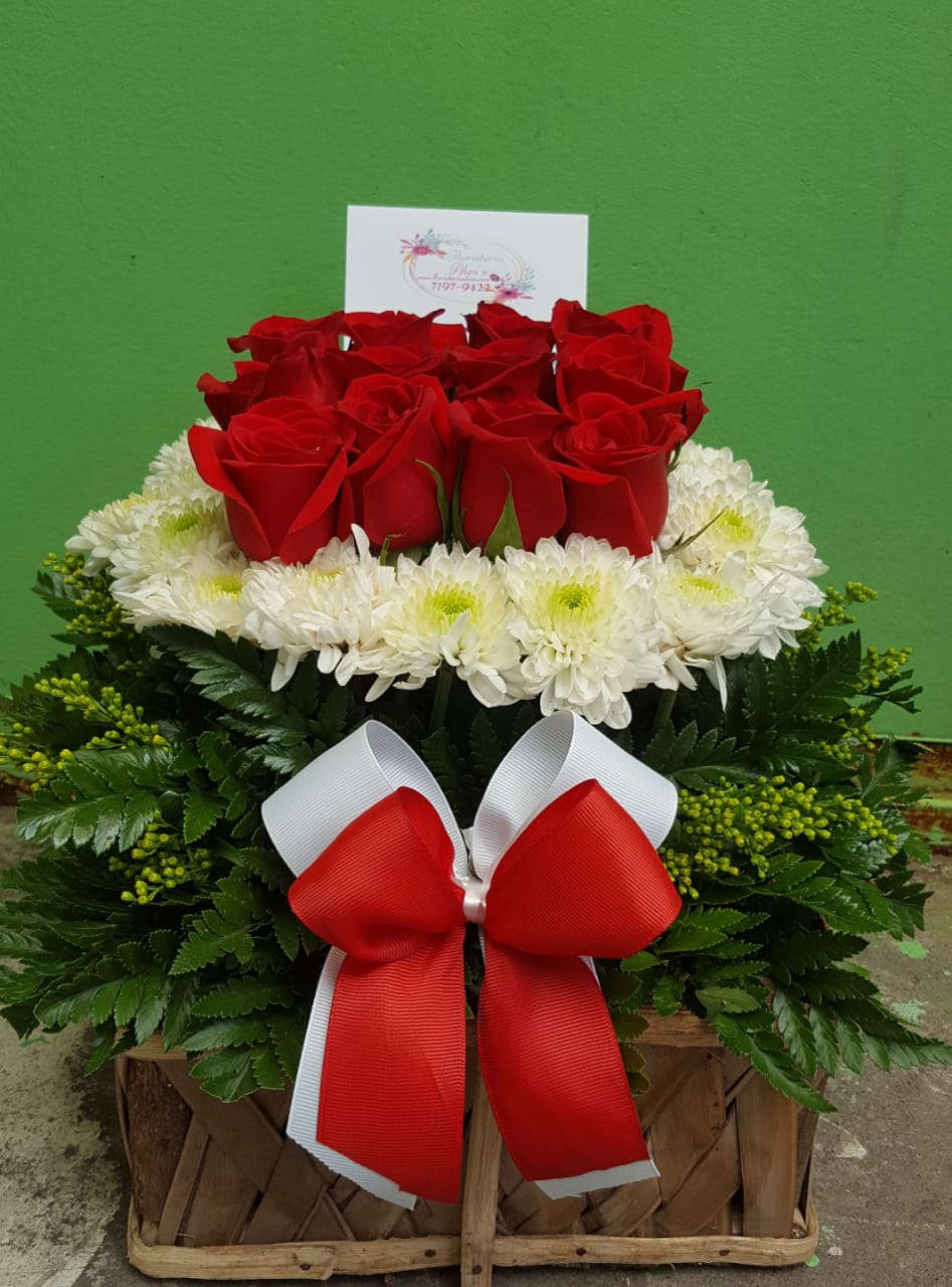 F14-27] Arreglo rosas rojas flores blancas - Floristeria Ales's
