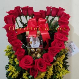 Arreglo de rosas grande + peluche y globo - Floristeria Ales's